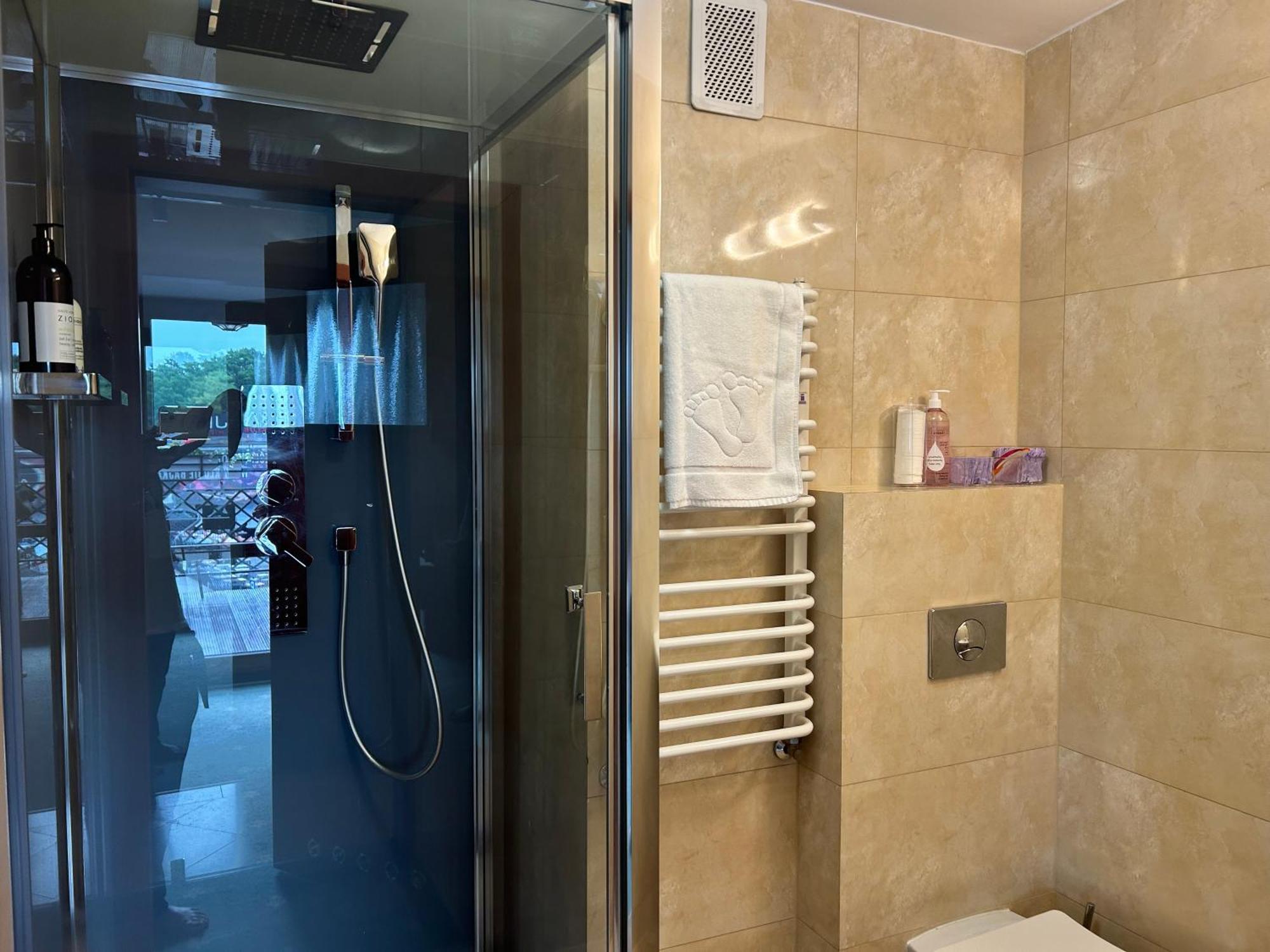 Apartamenty I Pokoje Chaton Mielno เมียลโน ภายนอก รูปภาพ